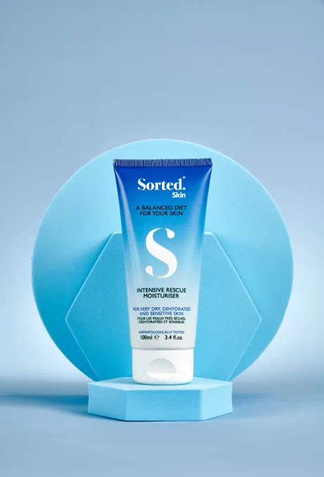 Sorted Skin Intensive Rescue Moisturiser background
